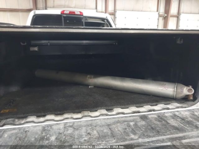 1GT12SEY9KF205812 GMC Sierra 2500hd Denali