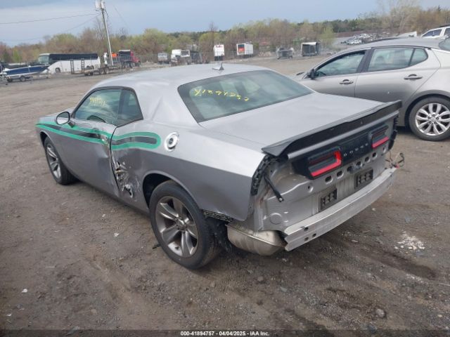2C3CDZAG2FH912333 Dodge Challenger Sxt