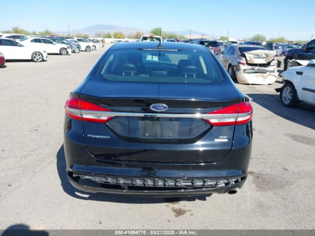 3FA6P0HD2JR127157 Ford FUSION SE
