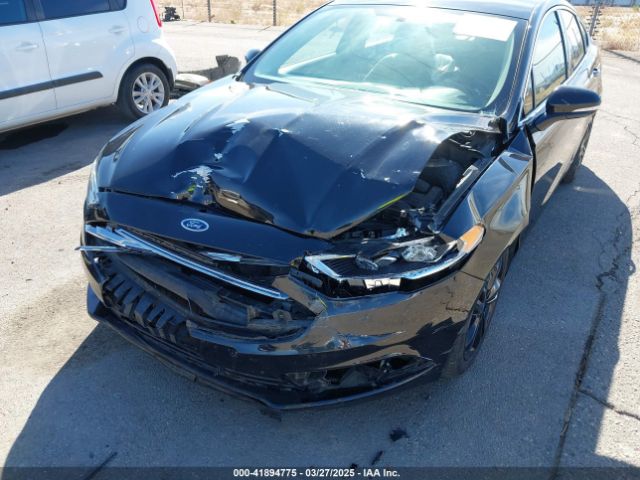 3FA6P0HD2JR127157 Ford FUSION SE