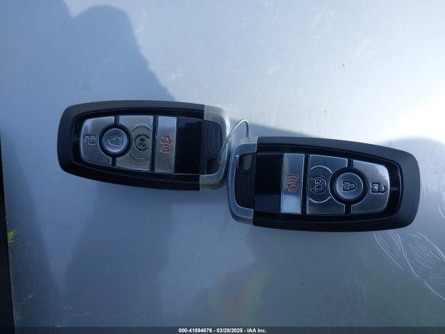 3FTTW8E31NRA69557 Ford Maverick Lariat