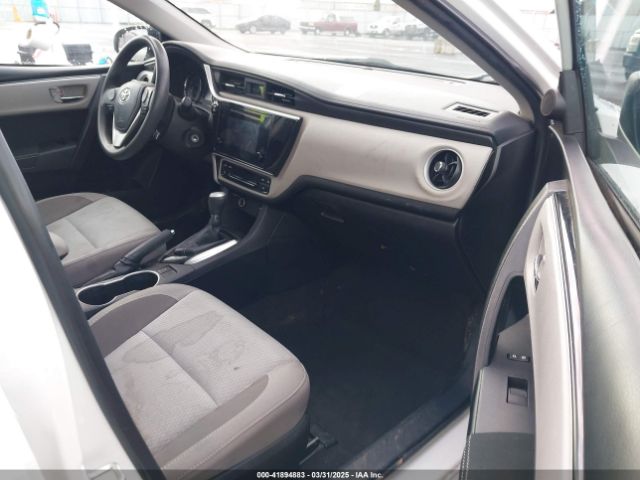 2T1BURHE1KC163721 Toyota COROLLA LE