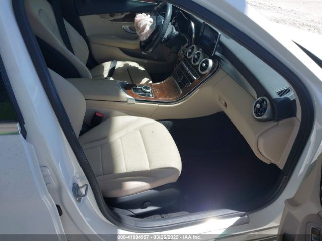 WDDWF4JB5HR286828 Mercedes-Benz C 300 Luxury/sport