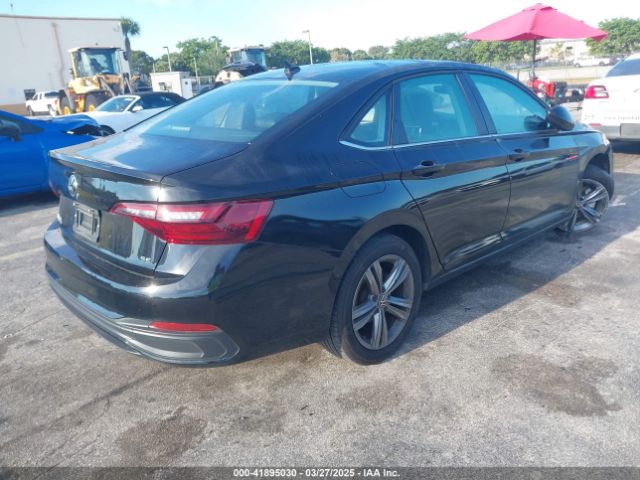 2024 VOLKSWAGEN JETTA 3VW7M7BU8RM002260 Photo 3