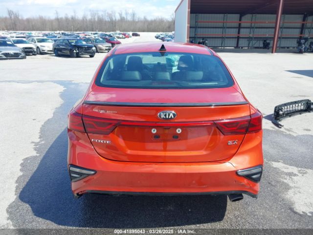 3KPF54AD8KE084034 KIA FORTE EX