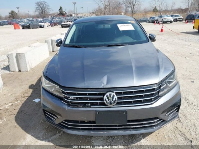1VWDT7A31HC064680 Volkswagen Passat 1.8t R-line