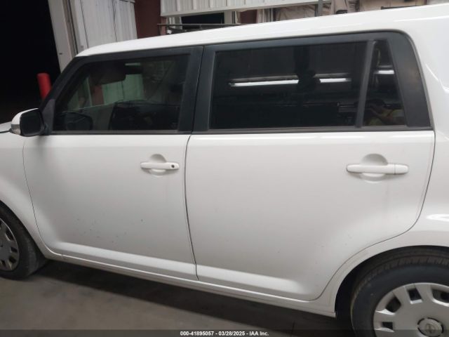 JTLZE4FE9FJ076245 Scion XB