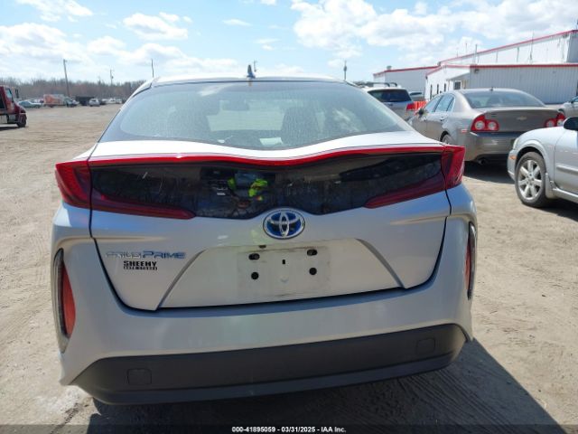 JTDKARFP1H3001327 Toyota Prius Prime Premium