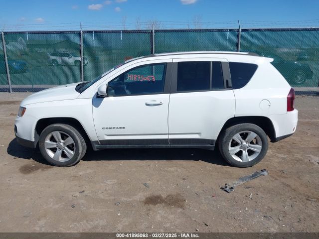 1C4NJDEBXGD635864 Jeep Compass Latitude