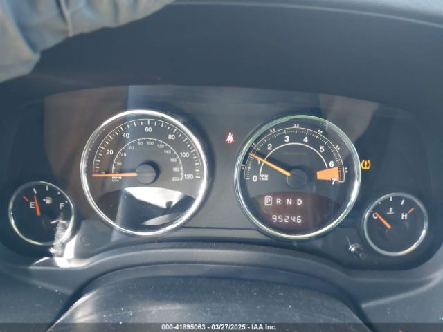 1C4NJDEBXGD635864 Jeep Compass Latitude