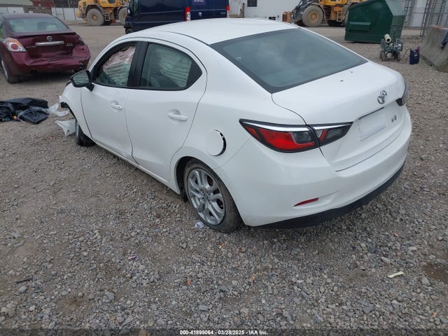 3MYDLBYV8HY149652 Toyota YARIS IA