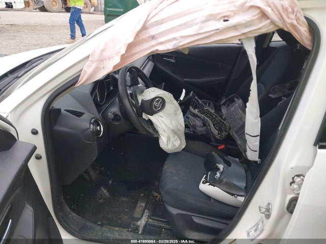 3MYDLBYV8HY149652 Toyota YARIS IA