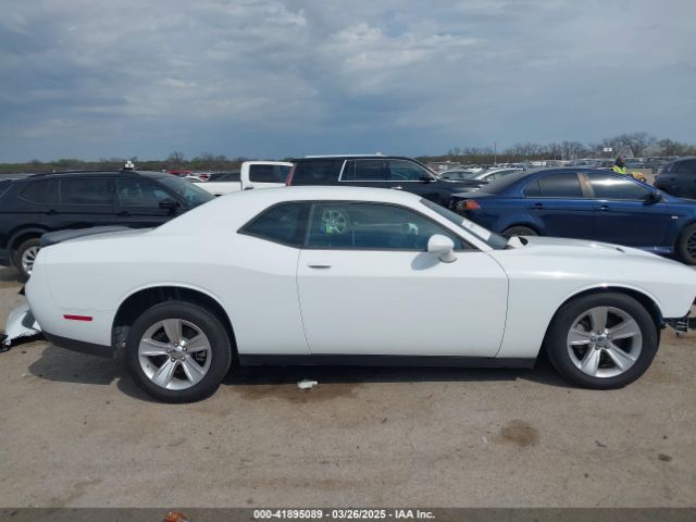 2C3CDZAG1PH594125 Dodge Challenger Sxt