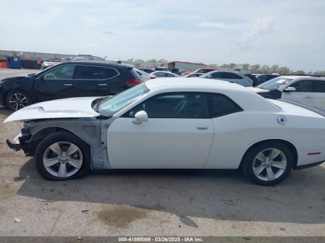2C3CDZAG1PH594125 Dodge Challenger Sxt