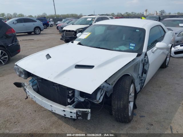 2C3CDZAG1PH594125 Dodge Challenger Sxt