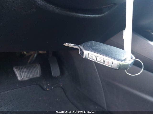3KPF24AD7KE042205 KIA Forte Lxs
