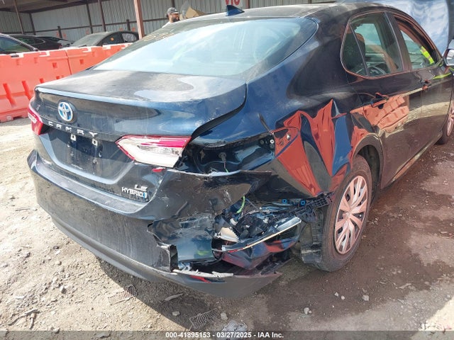 2019 Toyota Camry Hybrid Le მანქანა იყიდება აუქციონზე, vin: 4T1B31HK1KU512739, აუქციონის ნომერი: 41895153