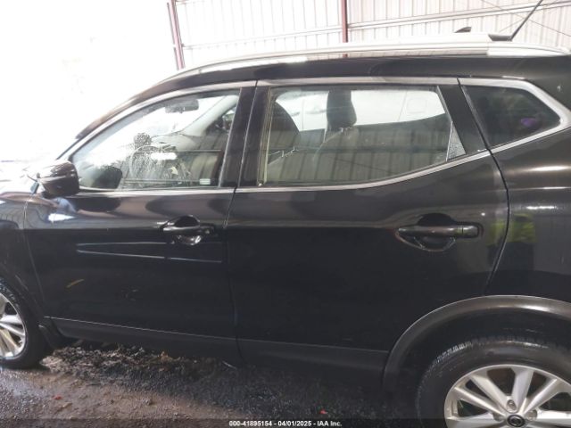 JN1BJ1CR9KW626669 Nissan Rogue Sport Sv