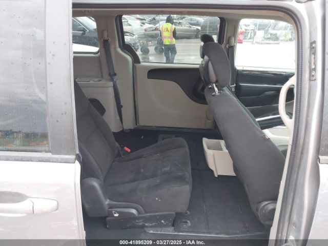 2C4RDGCG3GR321933 Dodge Grand Caravan Sxt