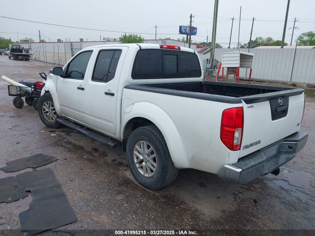 1N6AD0ER8FN718355 Nissan Frontier Sv