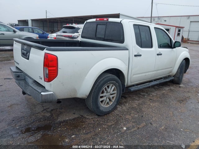 1N6AD0ER8FN718355 Nissan Frontier Sv