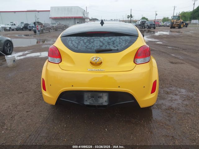 KMHTC6AD2GU256907 Hyundai Veloster