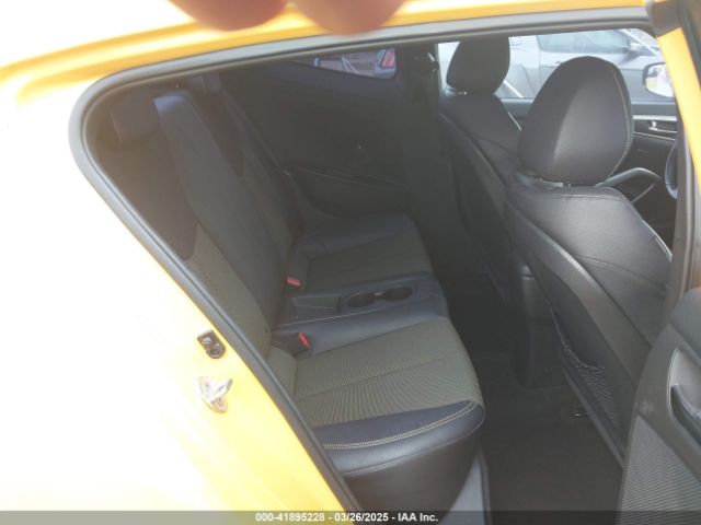 KMHTC6AD2GU256907 Hyundai Veloster
