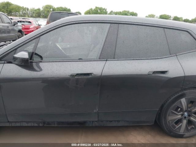 WB523CF08NCK59975 BMW Ix Xdrive50