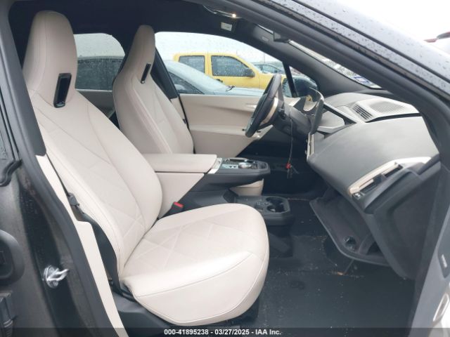 WB523CF08NCK59975 BMW Ix Xdrive50