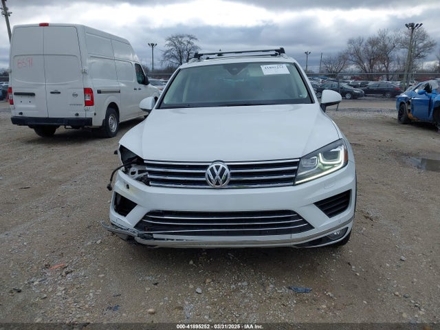 WVGEF9BP3GD010247 Volkswagen Touareg Vr6 Lux