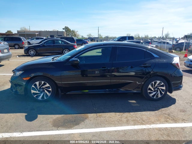 SHHFK7H27JU415806 Honda Civic Lx