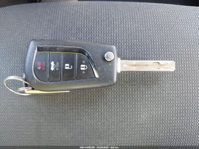 5YFB4MDE9PP072874 Toyota COROLLA LE