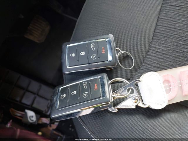 1C4RJKAG6N8543597 Jeep Grand Cherokee L Laredo 4x4