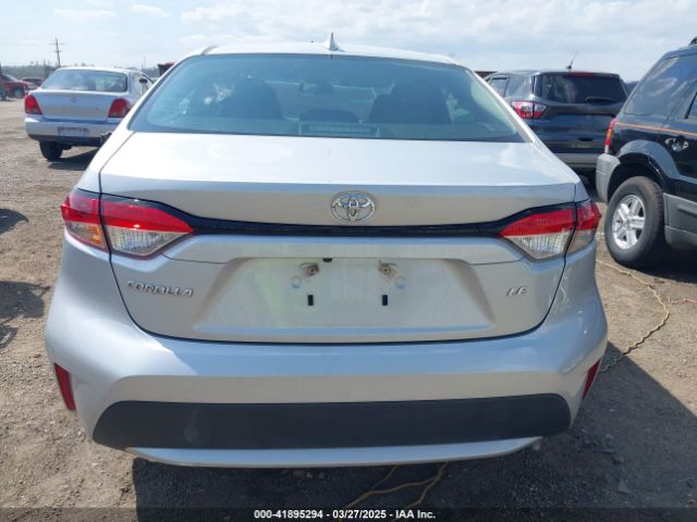 5YFEPMAE9NP310485 Toyota COROLLA LE