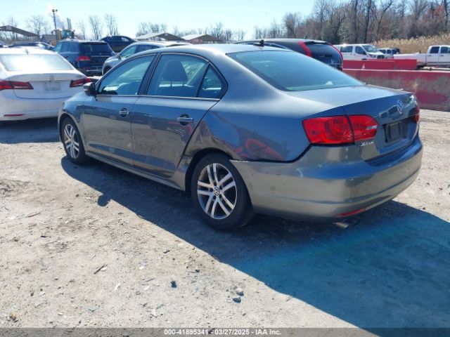 3VWB17AJ4EM385411 Volkswagen Jetta 1.8t Se