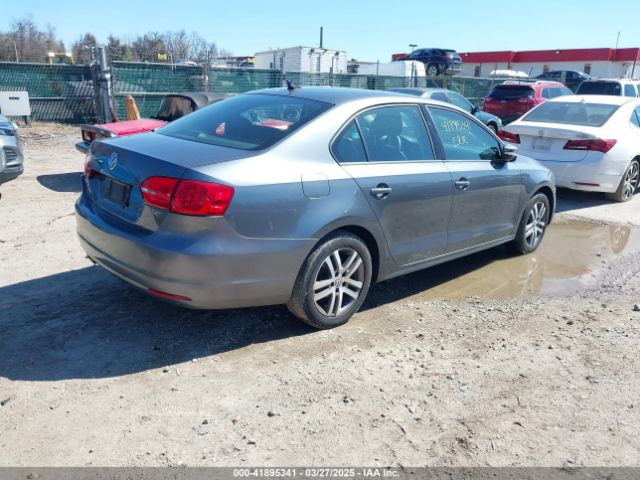 3VWB17AJ4EM385411 Volkswagen Jetta 1.8t Se