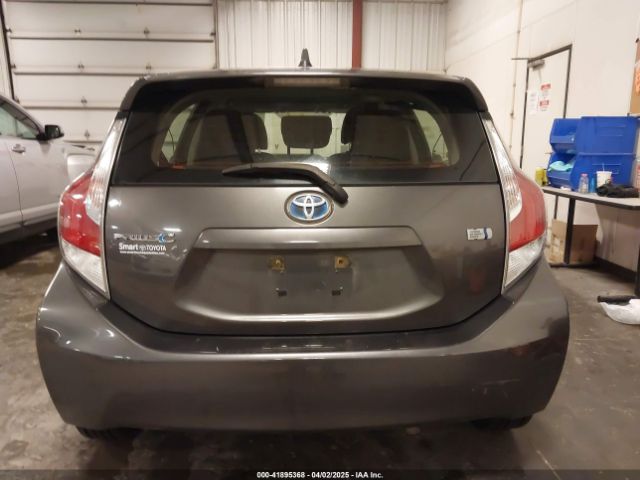 JTDKDTB38F1584916 Toyota Prius C Three