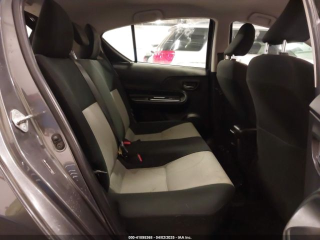 JTDKDTB38F1584916 Toyota Prius C Three