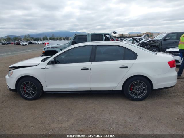 3VW2K7AJ6EM233000 Volkswagen Jetta