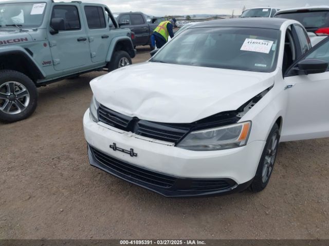 3VW2K7AJ6EM233000 Volkswagen Jetta