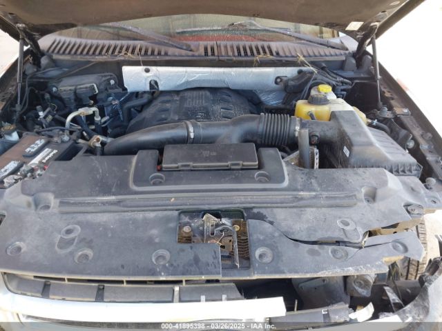 1FMJU1MT8GEF46122 Ford Expedition Platinum