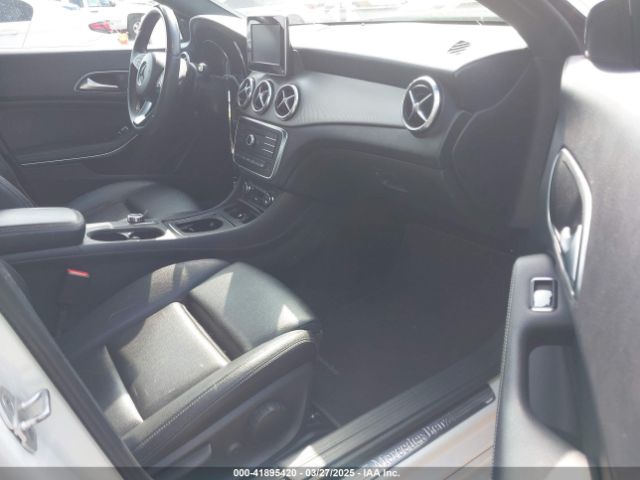 WDDSJ4GB3GN364209 Mercedes-Benz CLA 250 4MATIC
