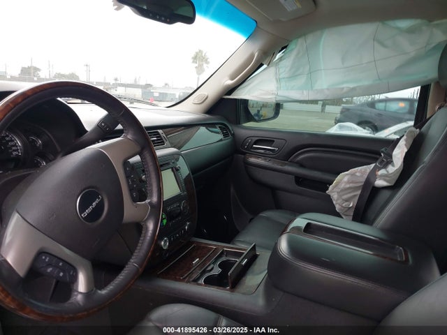41895426 :رقم المزاد ، 1GKS2EEF2DR348109 vin ، 2013 Gmc Yukon Denali مزاد بيع