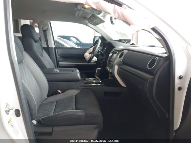 5TFDW5F15EX375328 Toyota Tundra Sr5 5.7l V8
