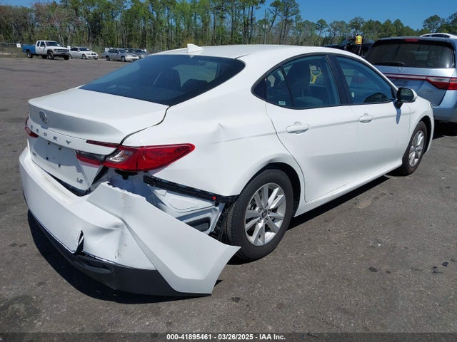Toyota CAMRY LE 2025 4T1DAACK3SU036905 Image 4