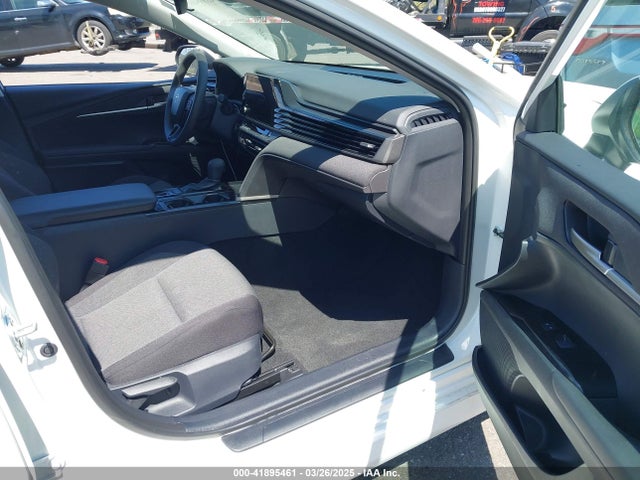 Toyota CAMRY LE 2025 4T1DAACK3SU036905 Image 5