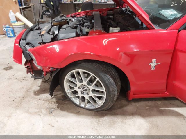 1ZVBP8EM9E5303736 Ford Mustang V6 Premium