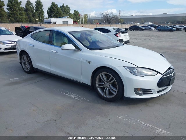 2013 TESLA MODEL S 5YJSA1CG2DFP20928 Photo 0