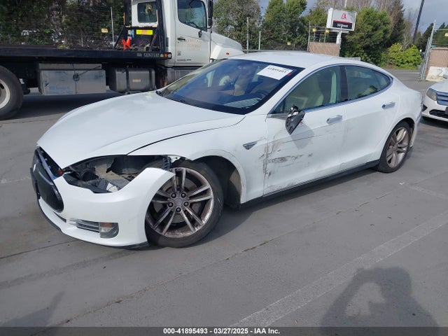 2013 TESLA MODEL S 5YJSA1CG2DFP20928 Photo 1