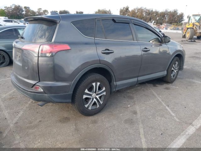 JTMZFREV3JJ731189 Toyota RAV4 LE